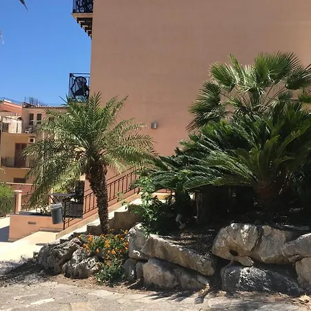 Castellammare Smart * Castellammare del Golfo